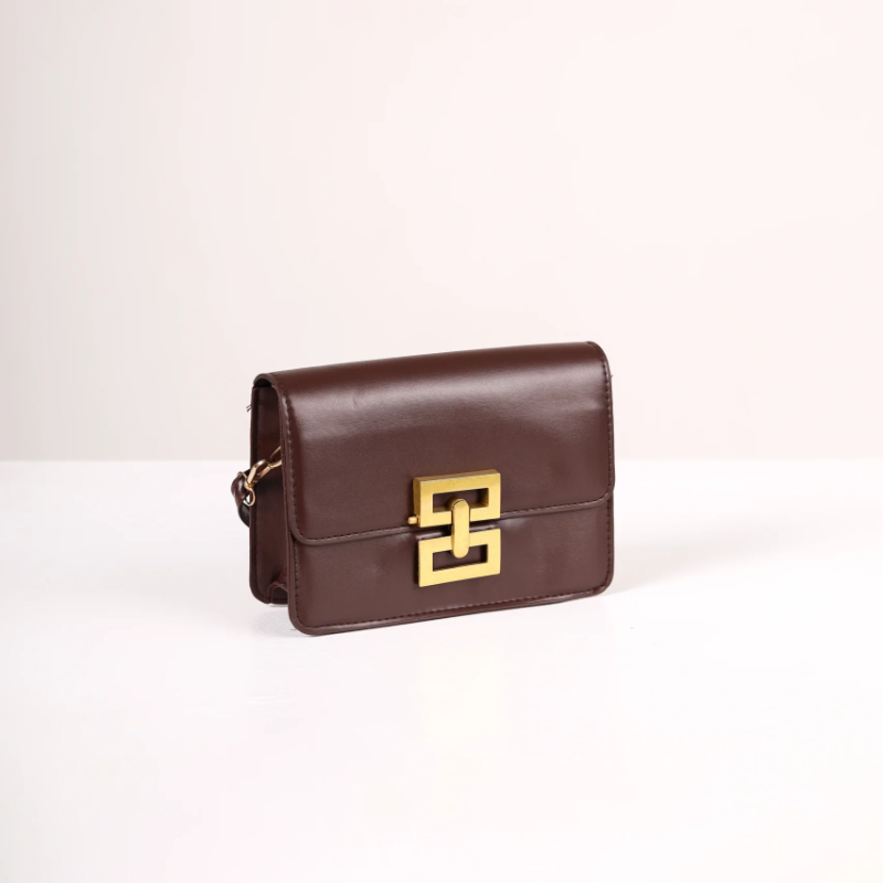 Braon torbica sa elegantnom snalom KA022